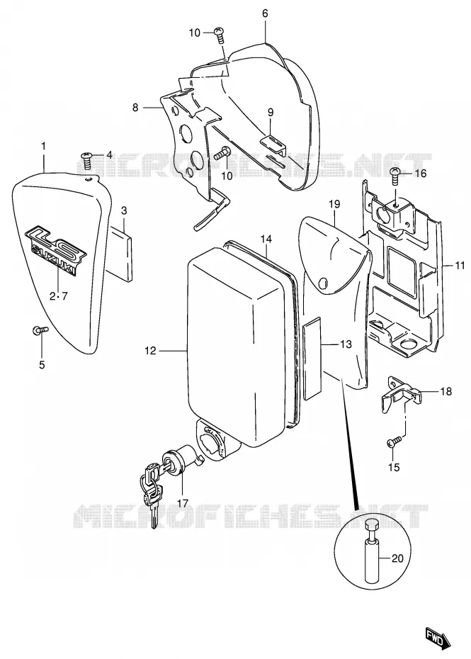 ACHTER KUIP  (MODELE K4) Suzuki MOTO 650 BOULEVARD 1999  LS650PX(E3/E28)