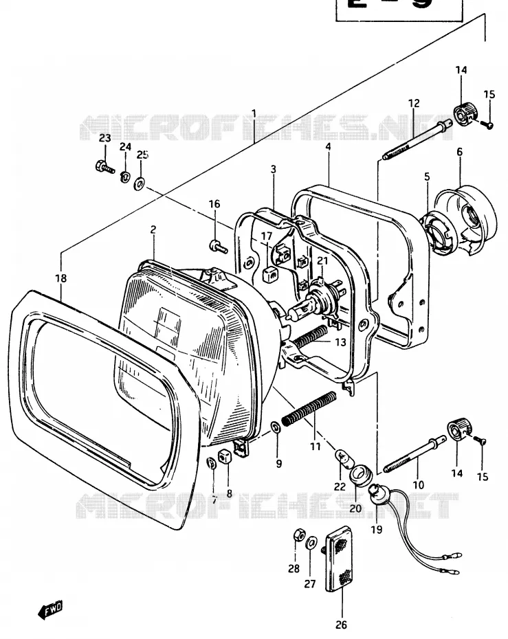 KOPLAMP (GSX750ESD/ESE/EFE) Suzuki MOTO 750 GSX-E 1983  GSX750ESD(D/E)