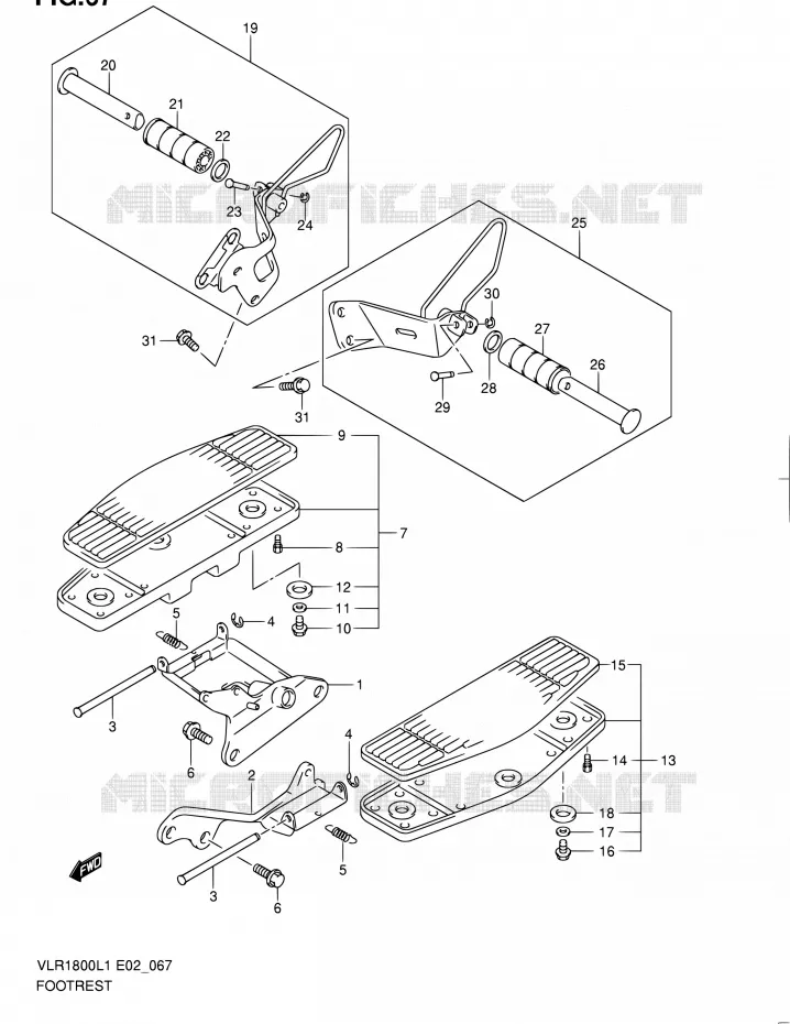 FOOTREST (VLR1800L1 E24) Suzuki MOTO 1800 INTRUDER 2011  VLR1800T L1 (E02,E19,24)